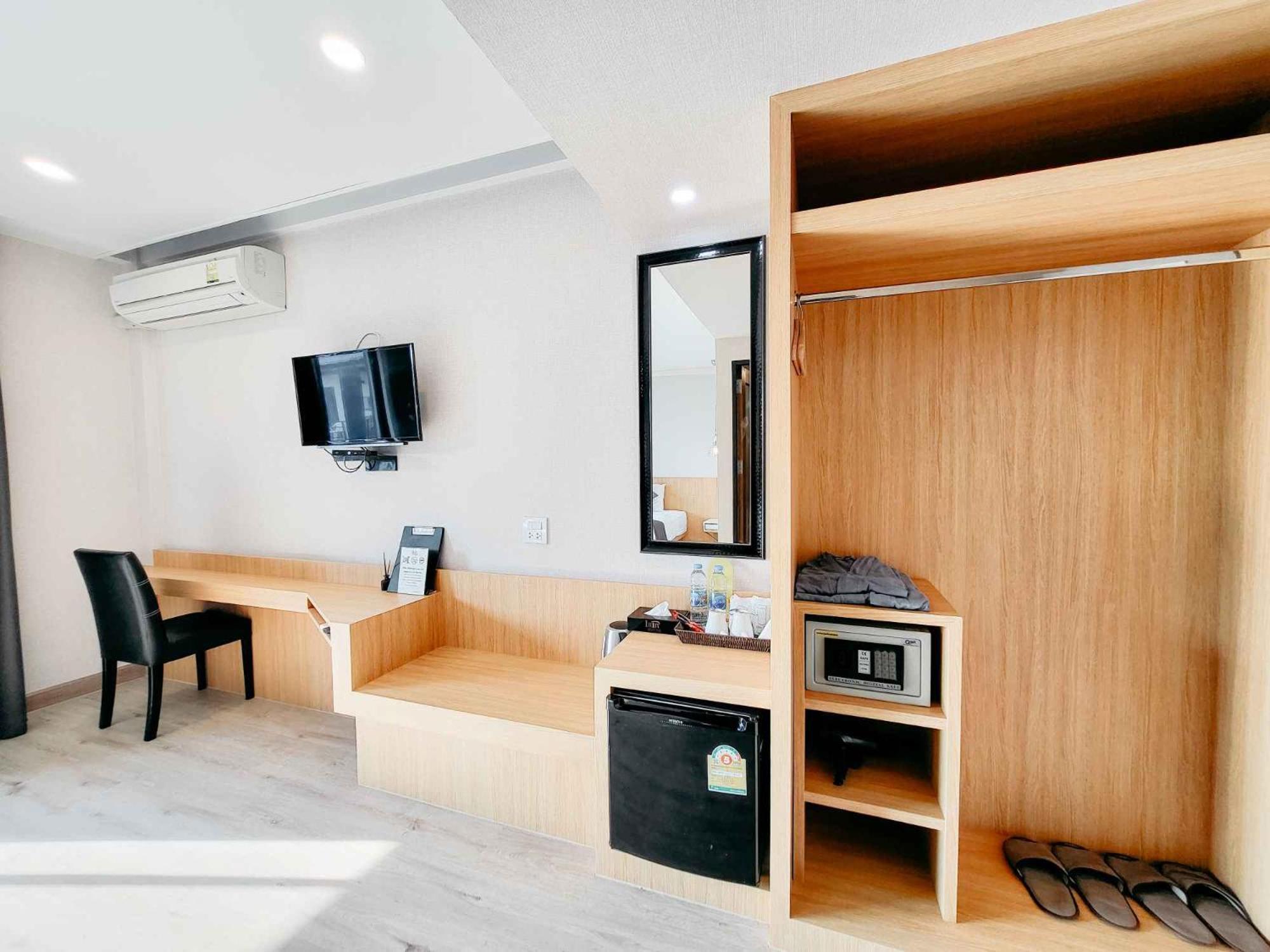 Irin Beach Cha-Am Exterior photo
