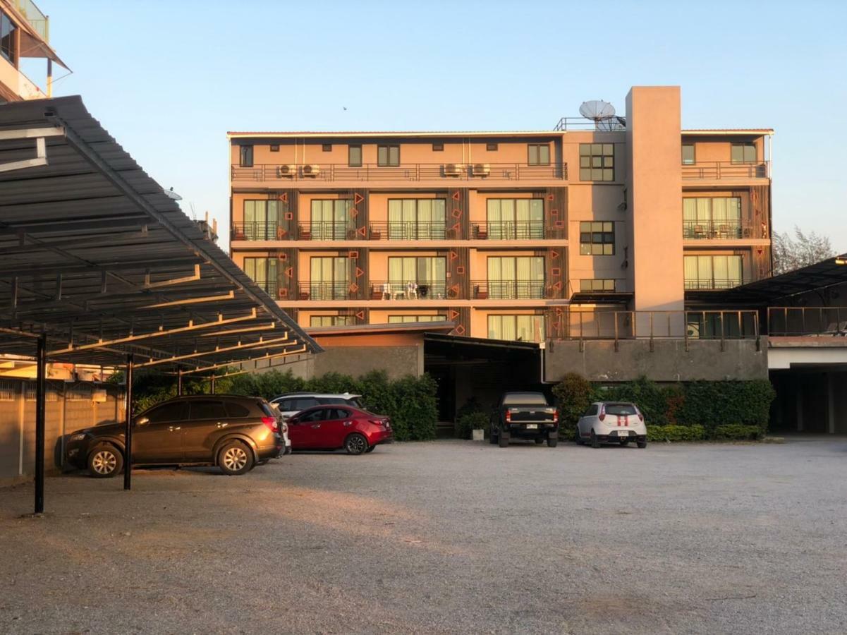 Irin Beach Cha-Am Exterior photo